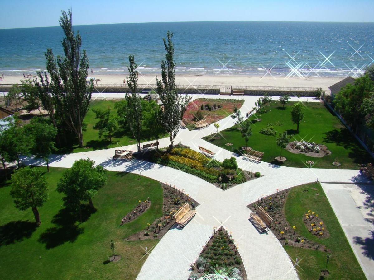 Отель Мелиоратор-Юг Kobleve Esterno foto