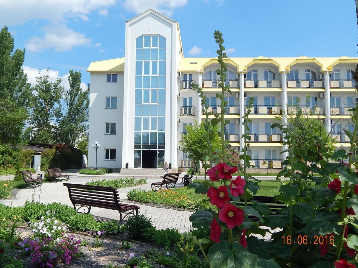 Отель Мелиоратор-Юг Kobleve Esterno foto